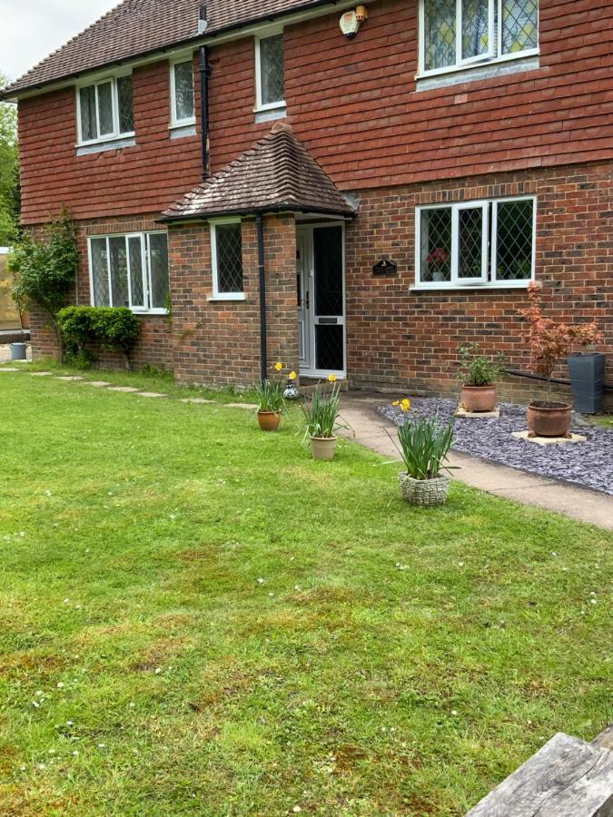 West Lodge B&B Hailsham Extérieur photo